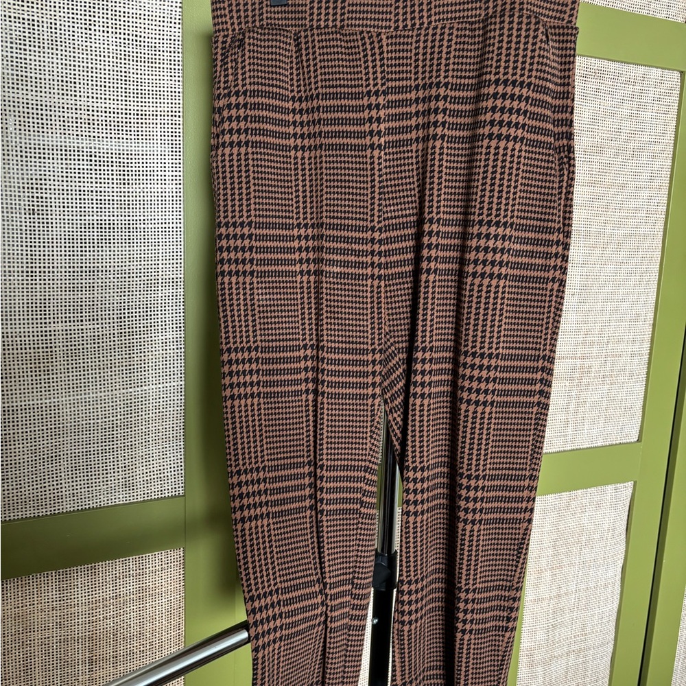 Universal Standard Black and Brown Houndstooth Pants